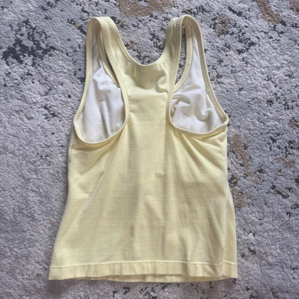 Women's Assorted Tank Tops With Built In Bra - Picture 6 of 16